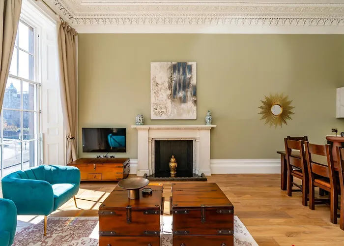 Dragon Suites Luxury Apartments At 9 Albyn Place