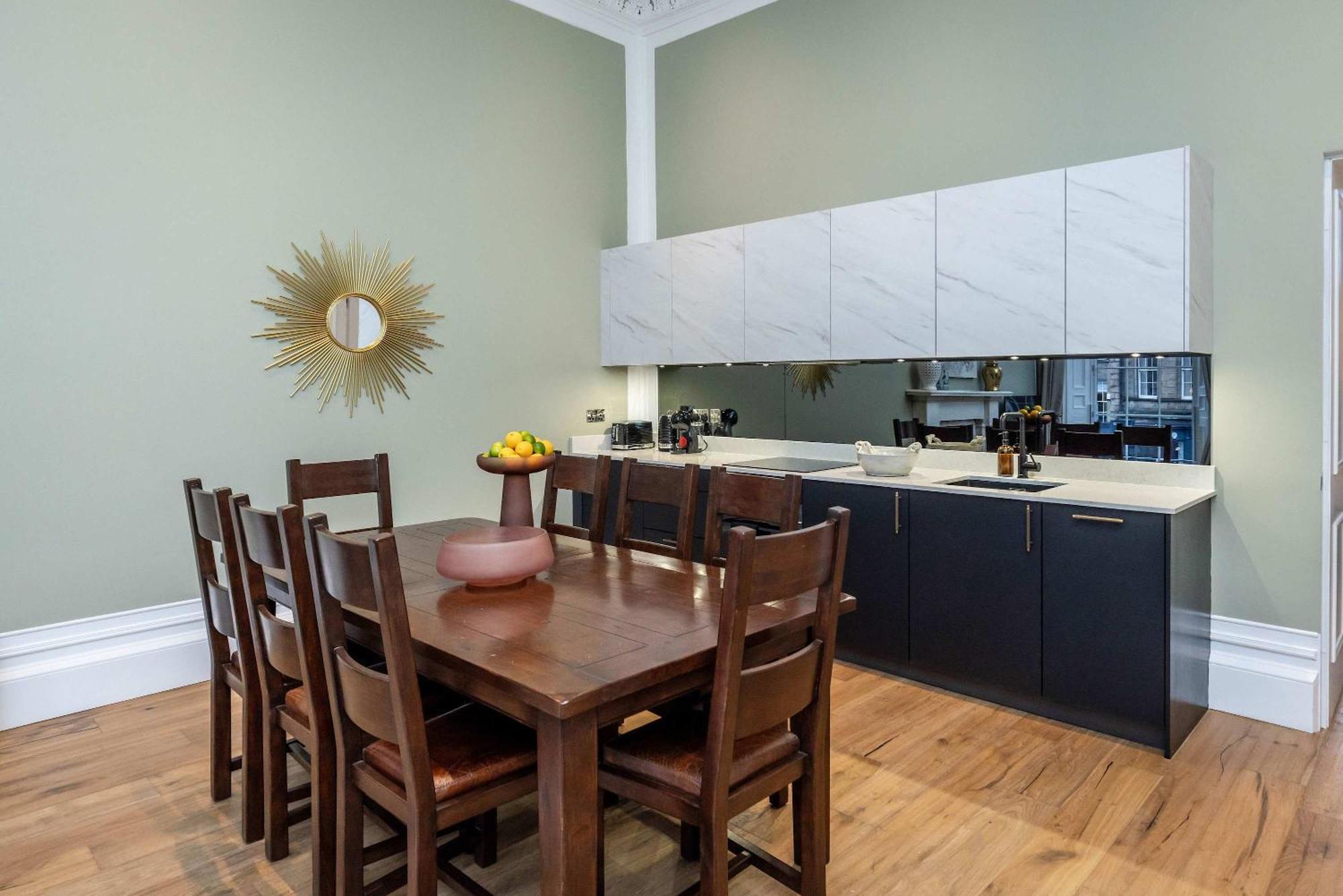 Dragon Luxury At 9 Albyn Place Apartment Edinburgh