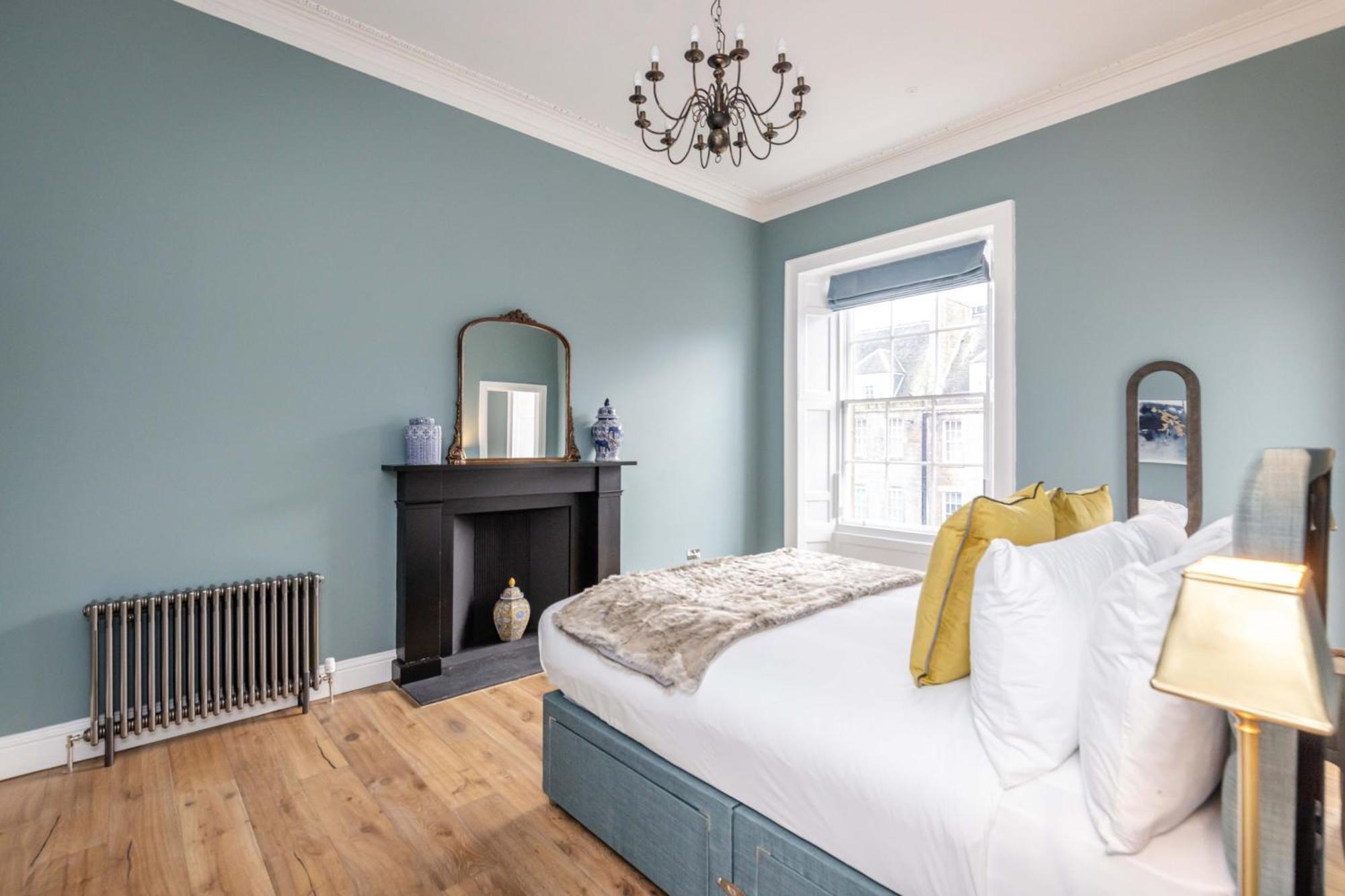Apartment Dragon Luxury At 9 Albyn Place